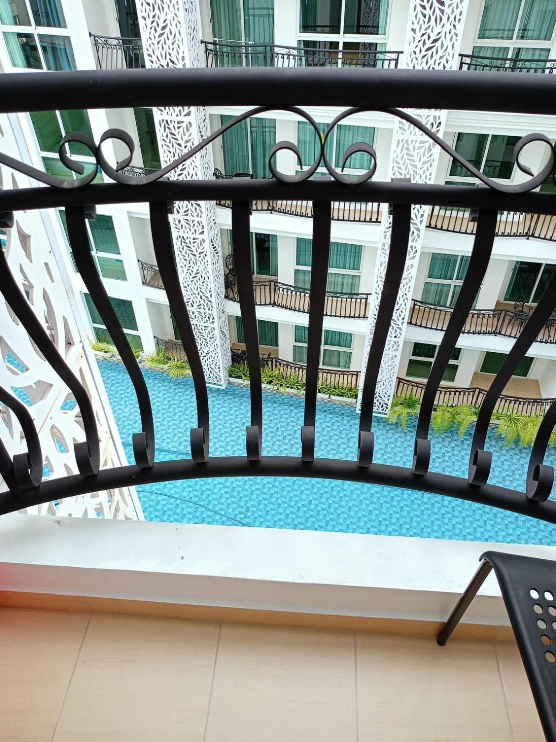 City Garden Olympus Condominium By Nook Pattaya Exteriör bild